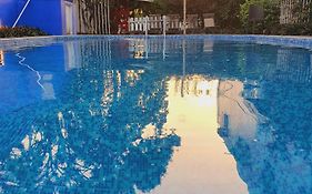 Villa Mango